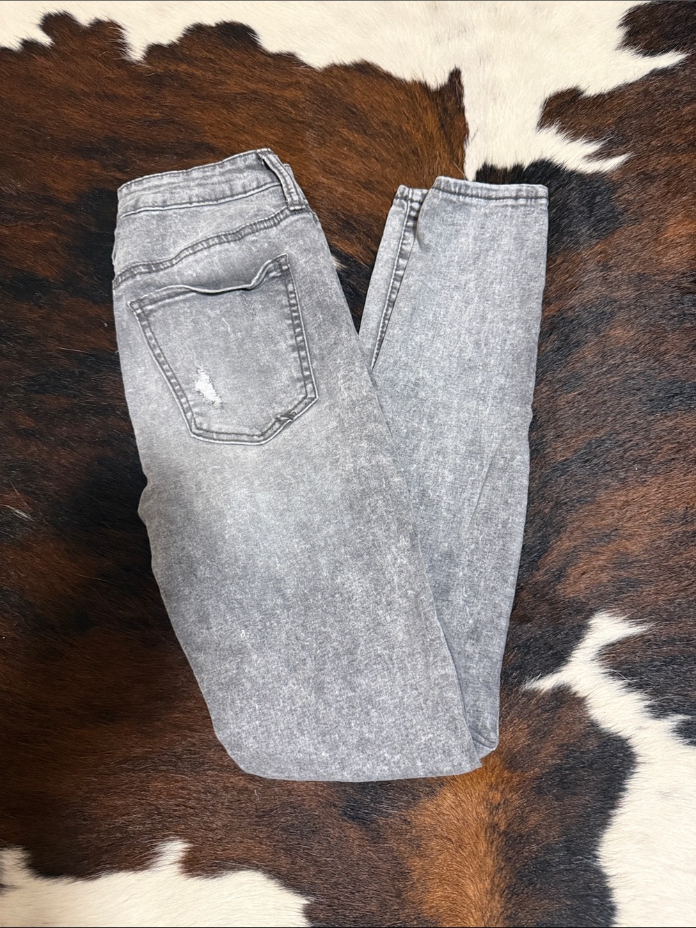 SO Women's Grey Acid-Wash Skinny Jeans